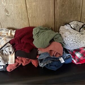 Women’s clothing lot